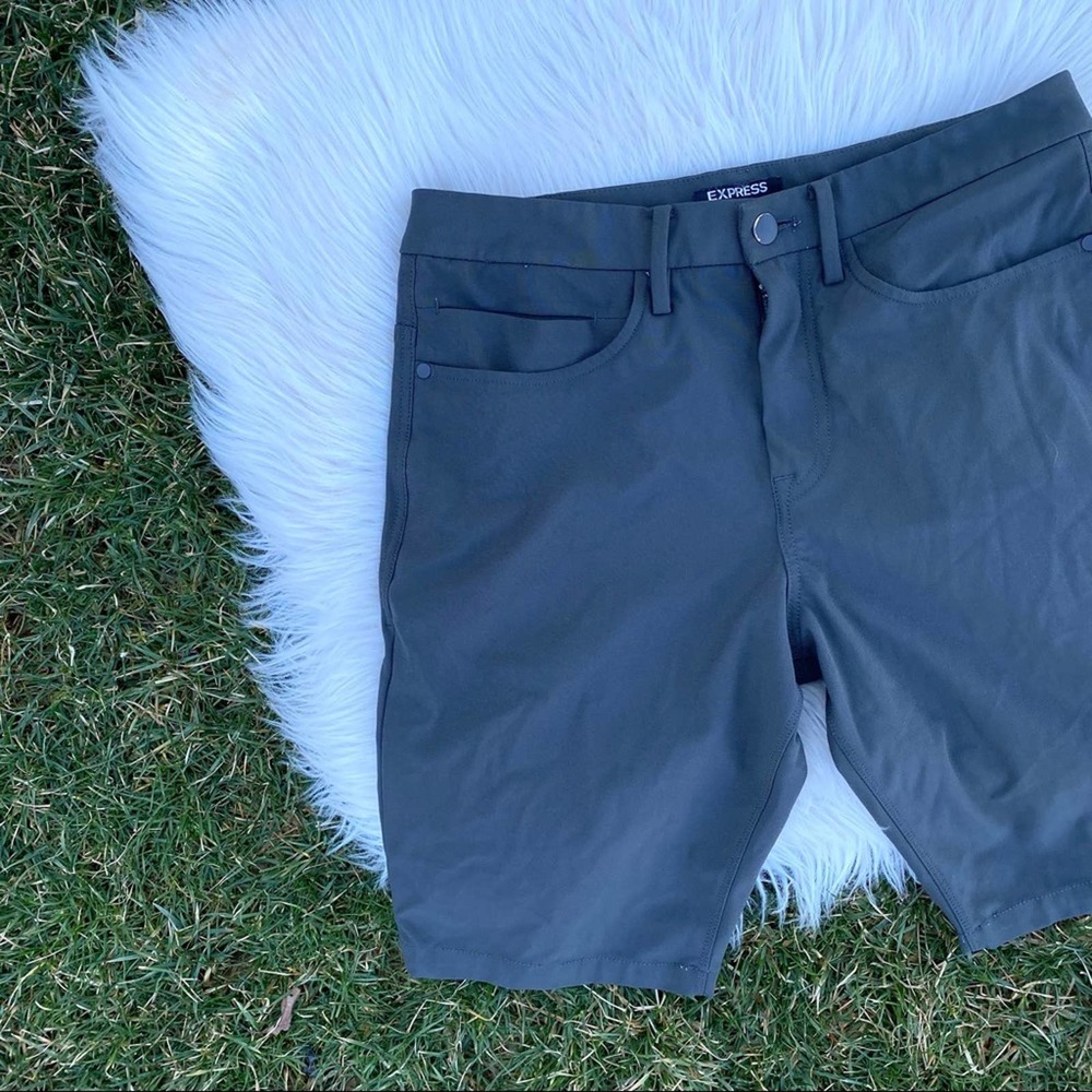 Express gray dress shorts 30